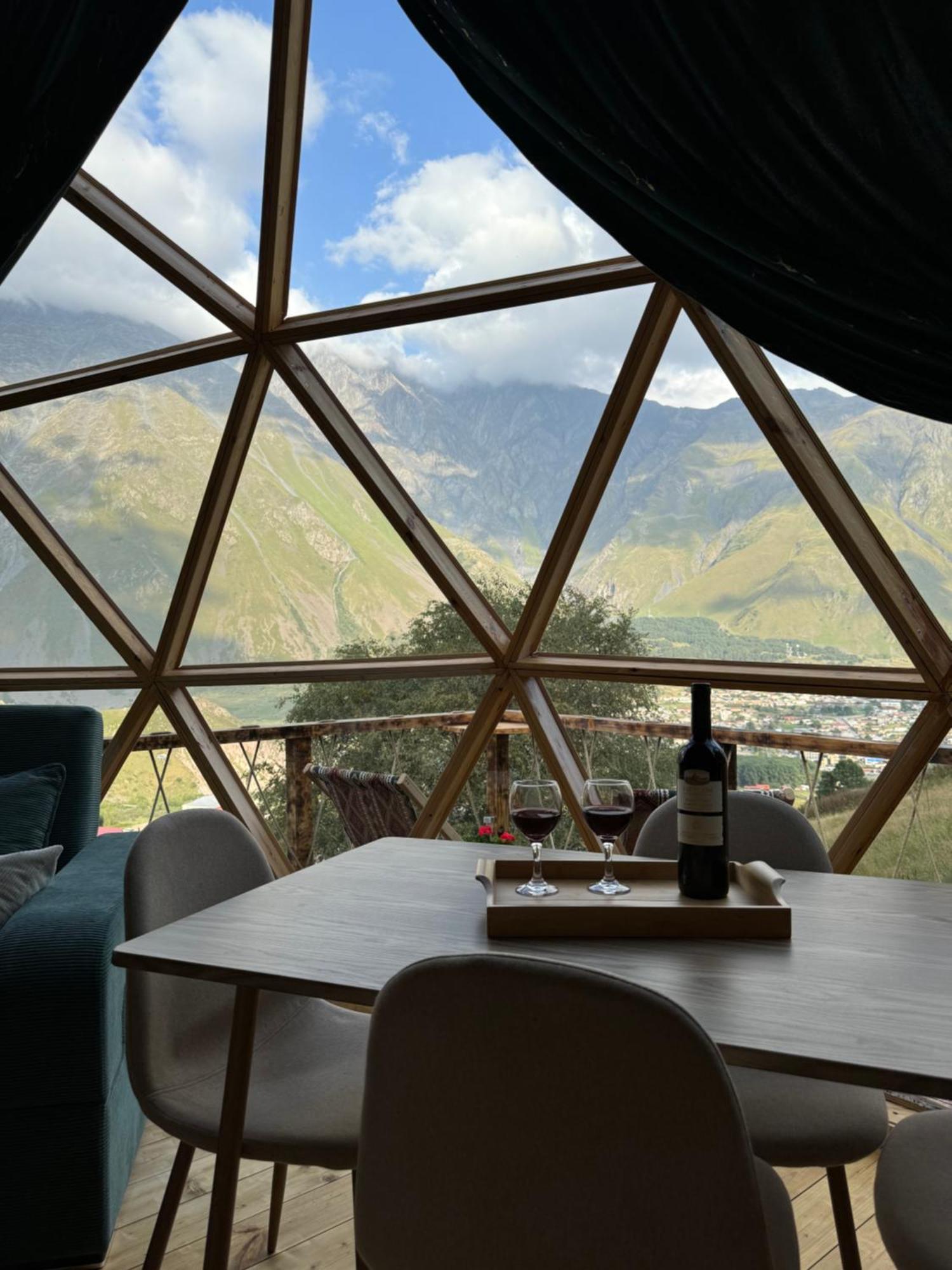 Glamping Emerald كازباجي المظهر الخارجي الصورة