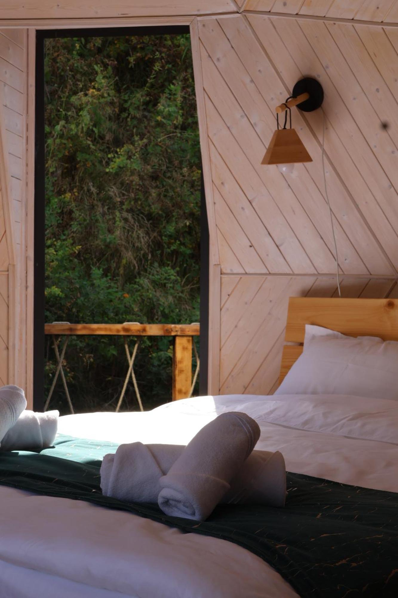 Glamping Emerald كازباجي المظهر الخارجي الصورة