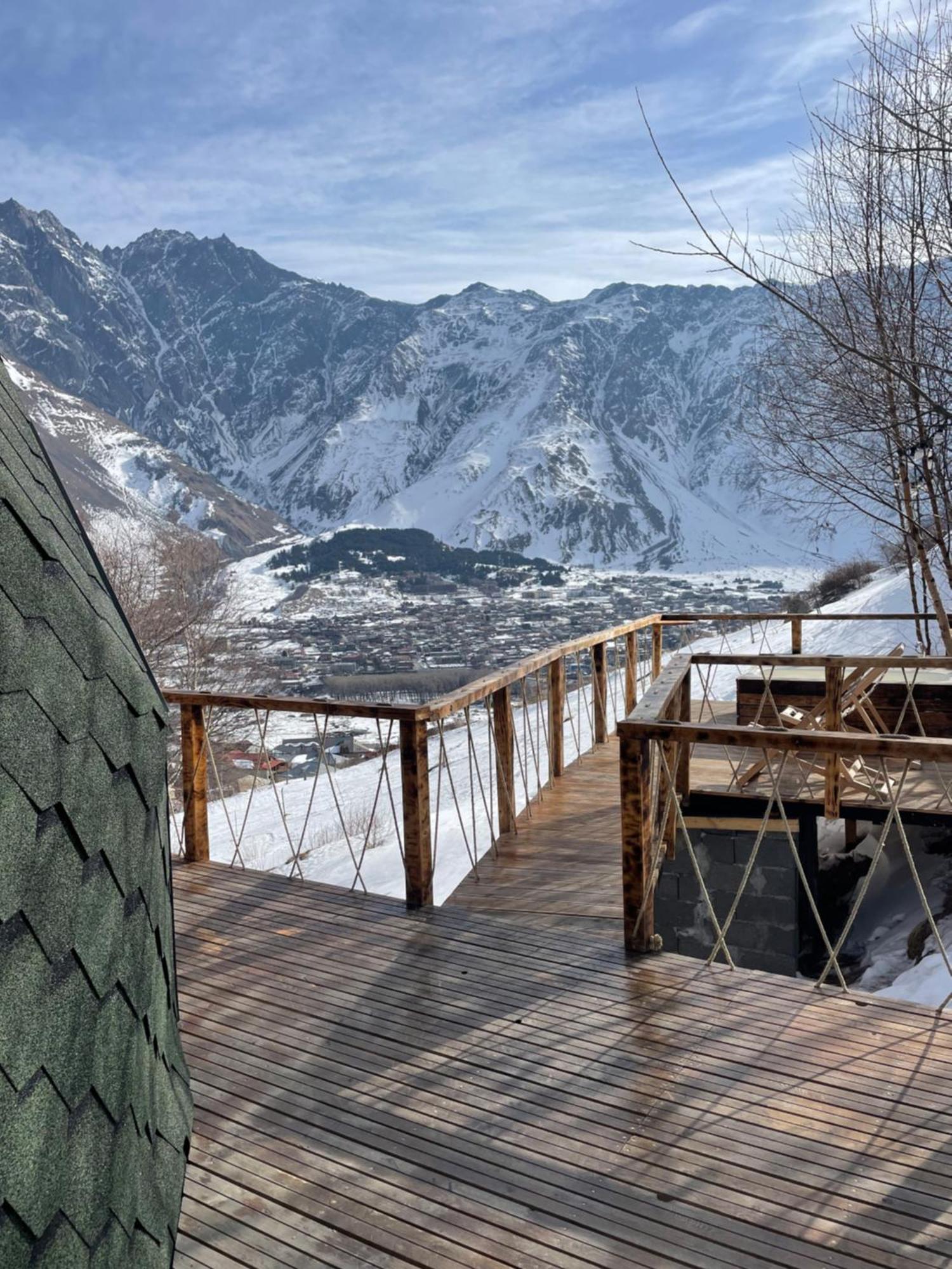 Glamping Emerald كازباجي المظهر الخارجي الصورة
